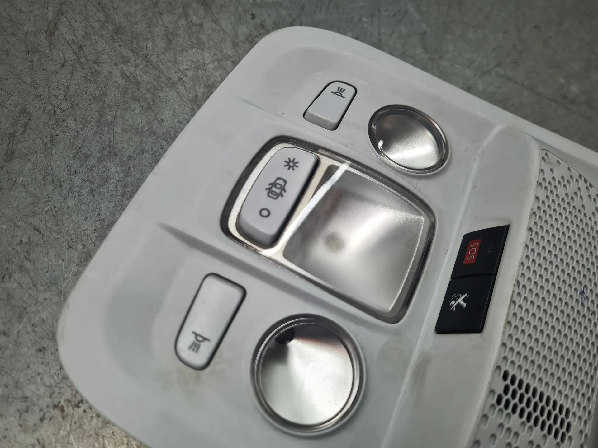 Plafoniera anteriore PEUGEOT 2008 I (CU_) Imagem-2