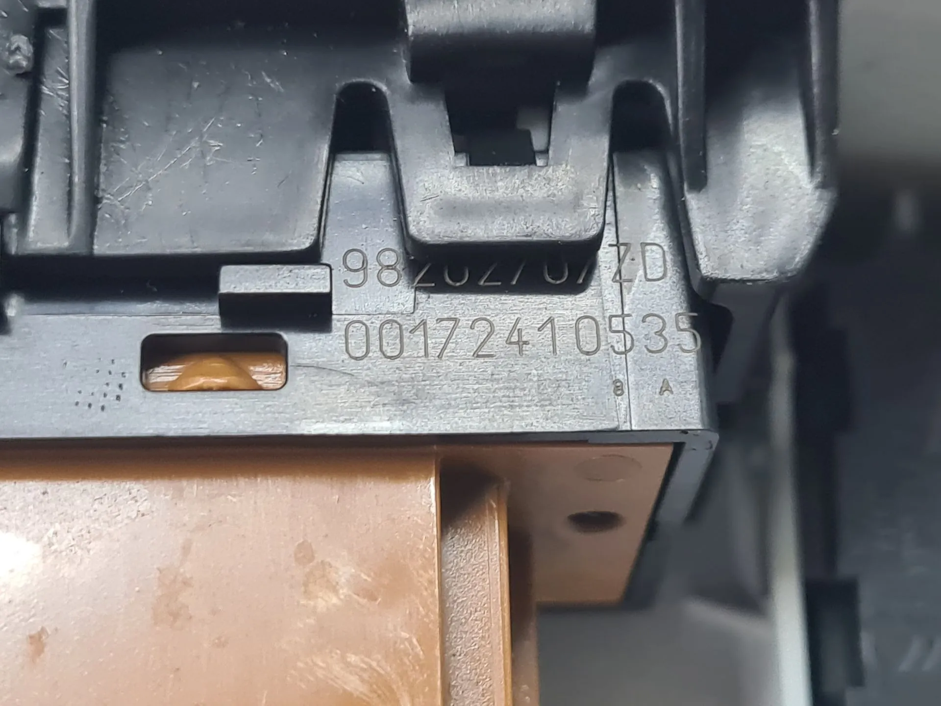 Plafoniera anteriore PEUGEOT 2008 I (CU_) Imagem-5