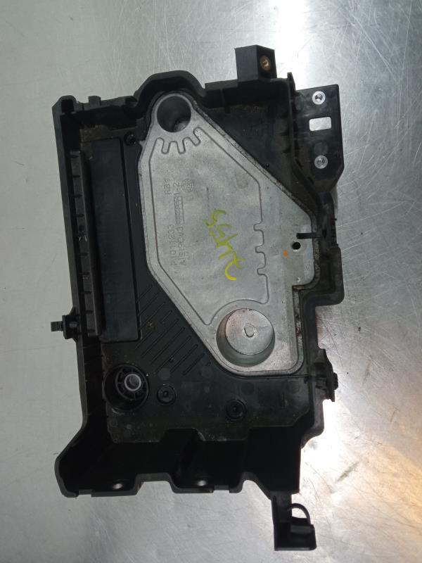 Base / scatola della batteria RENAULT Clio V (BF_)