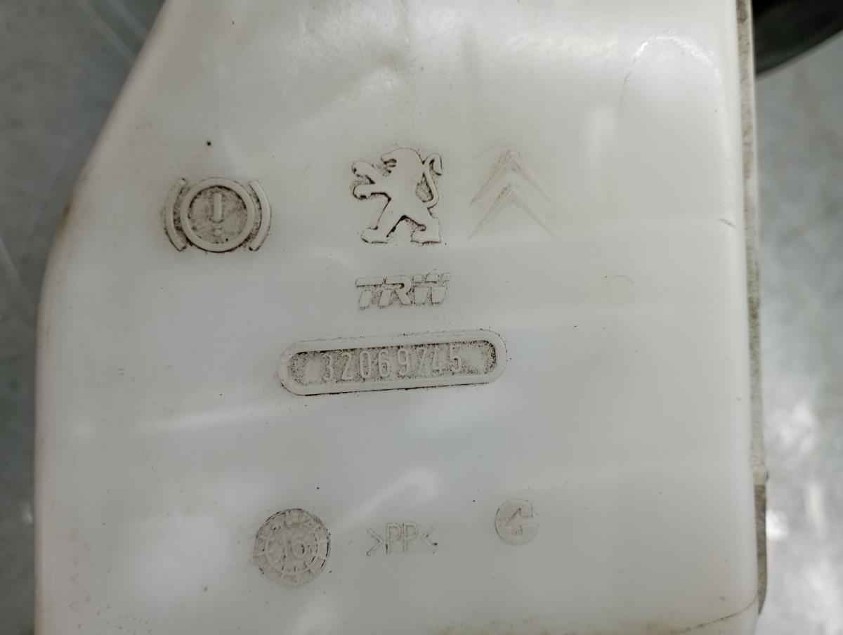 Central brake pump CITROËN C4 Cactus Imagem-2