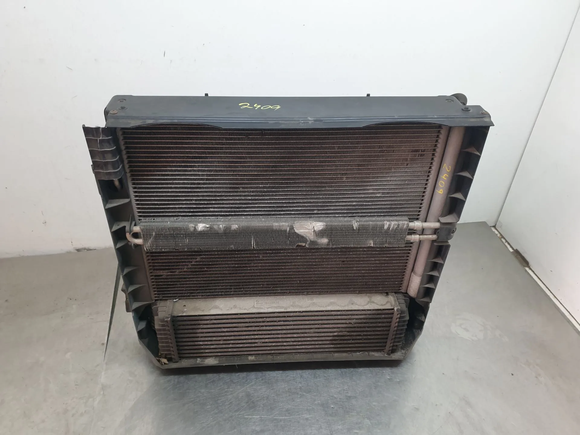 AC radiator BMW X5 (E70) Imagem-1