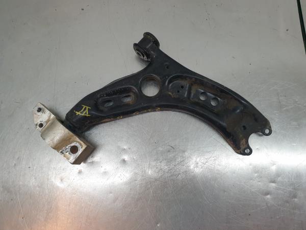 Braccio di sospensione anteriore destra VOLKSWAGEN Golf VI (5K1)
