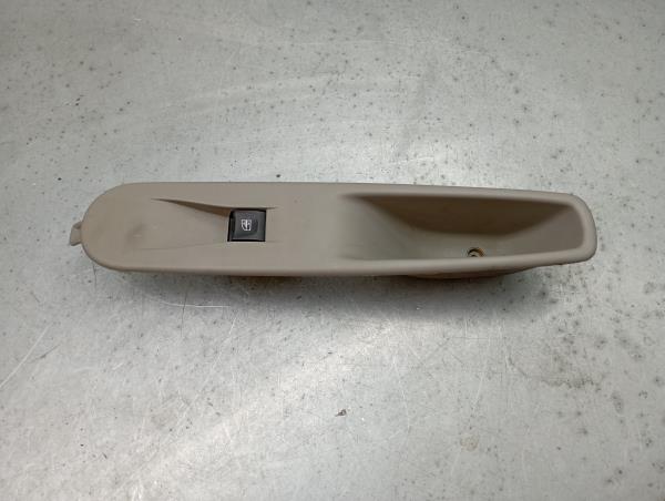 Mando / interruptor elevalunas delantero derecho RENAULT Zoe (BFM_)