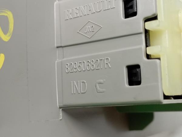 Mando / interruptor elevalunas delantero derecho RENAULT Zoe (BFM_) Imagem-5