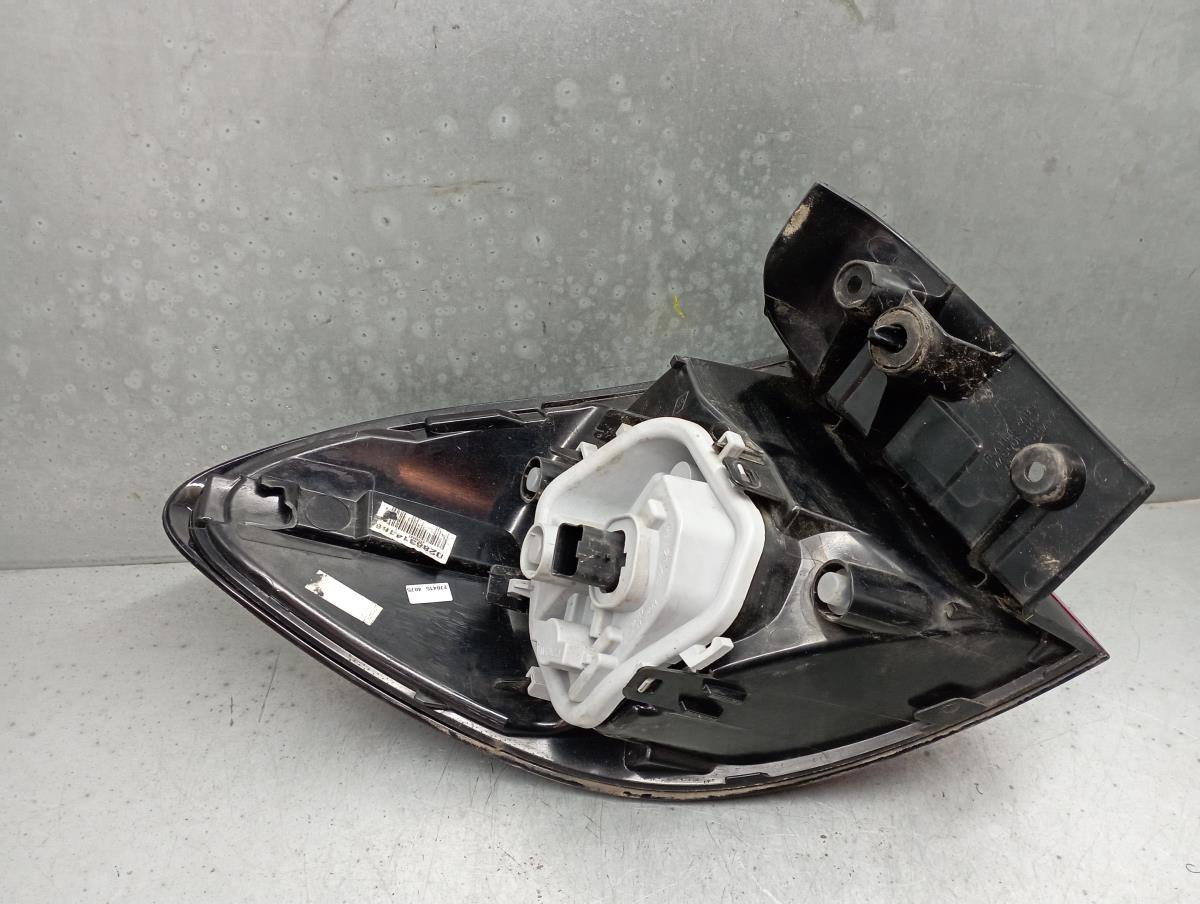 Feu arrière Droite RENAULT Captur (J5_) Imagem-3