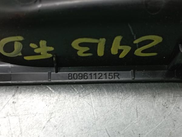 Mando / interruptor elevalunas delantero derecho DACIA Sandero III Imagem-2