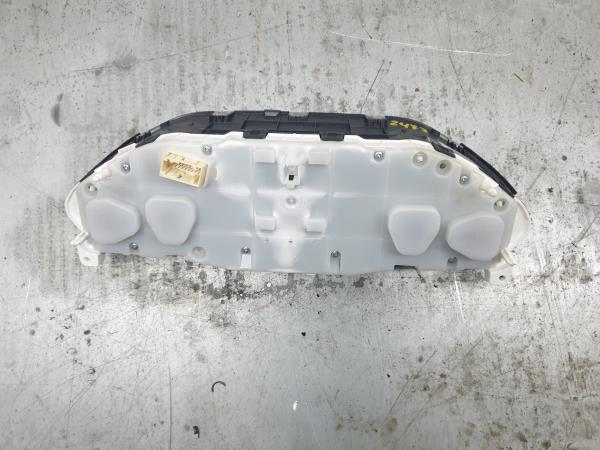 Instrument cluster PEUGEOT 208 Imagem-1