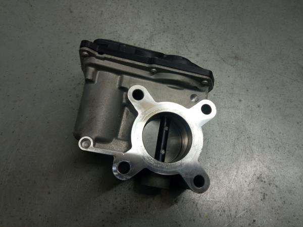 Throttle body RENAULT Captur (J5_) Imagem-1