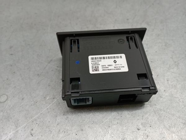 Módulo USB / AUX / IPOD RENAULT Captur II Imagem-3