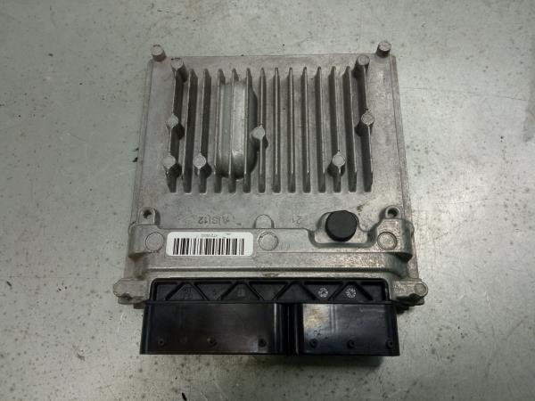Centralina motor / ECU MERCEDES-BENZ Classe A (W176) Imagem-1