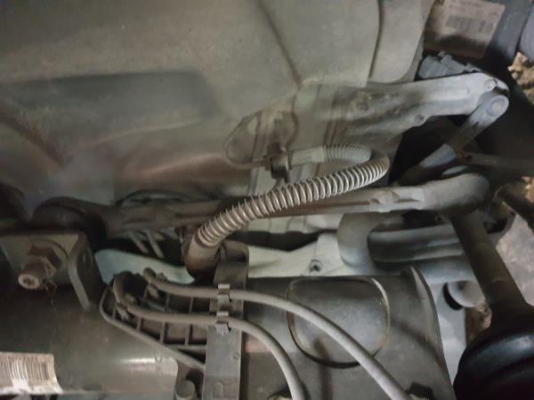 Braccio di sospensione anteriore destra MERCEDES-BENZ Classe E (W212)