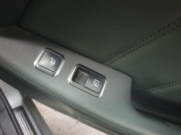 Comando / interruttore alzacristallo posteriore destro MERCEDES-BENZ Classe E (W212)