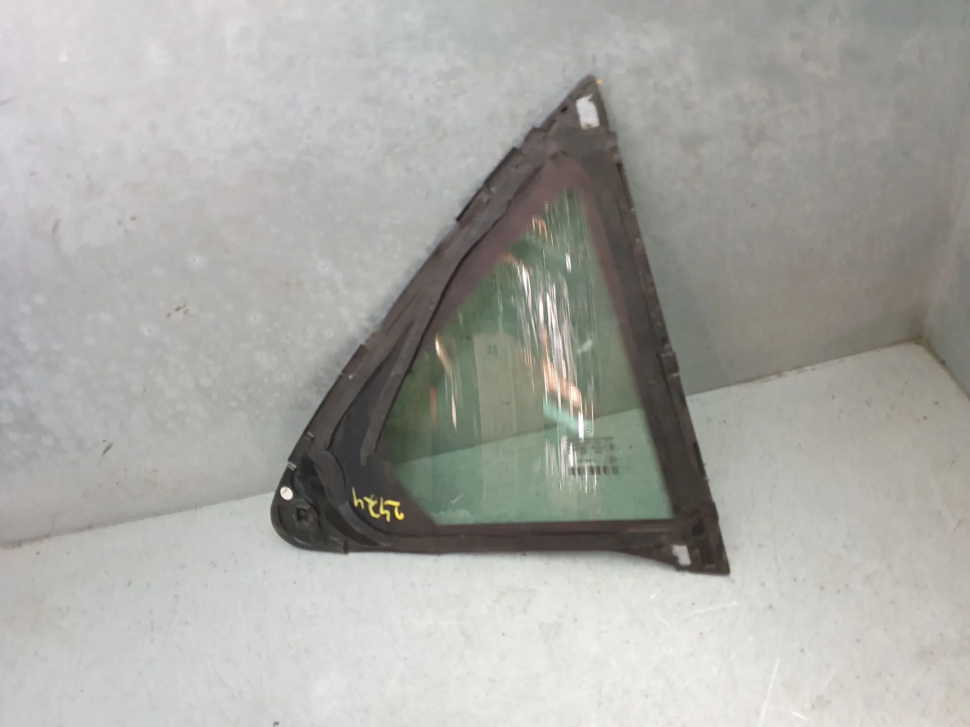 Vidro triangular da porta trás esquerdo MERCEDES-BENZ Classe E (W212) Imagem-4