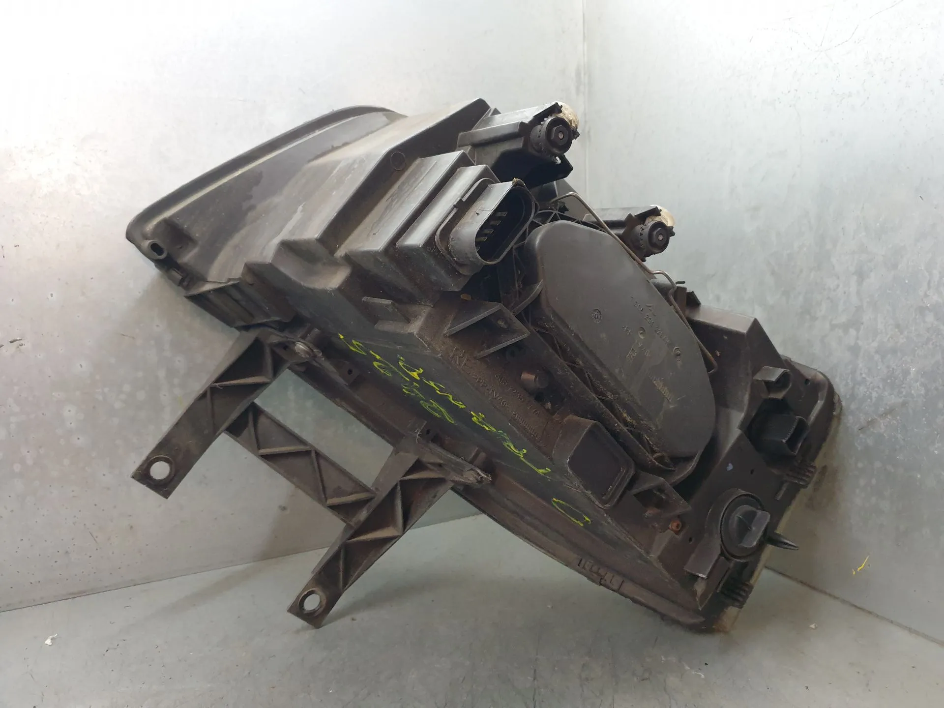 Ótica / farol direita VOLKSWAGEN Multivan Imagem-7