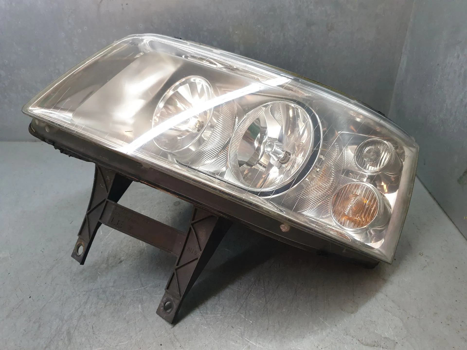 Phare avant gauche VOLKSWAGEN Multivan Imagem-1