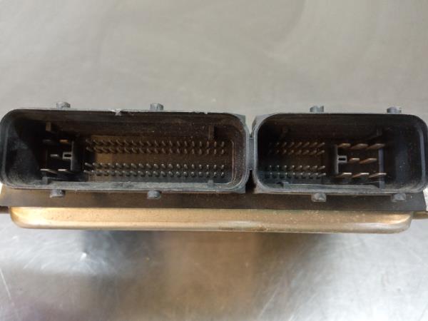 Centralina motor / ECU VOLKSWAGEN Polo (6N) Imagem-1