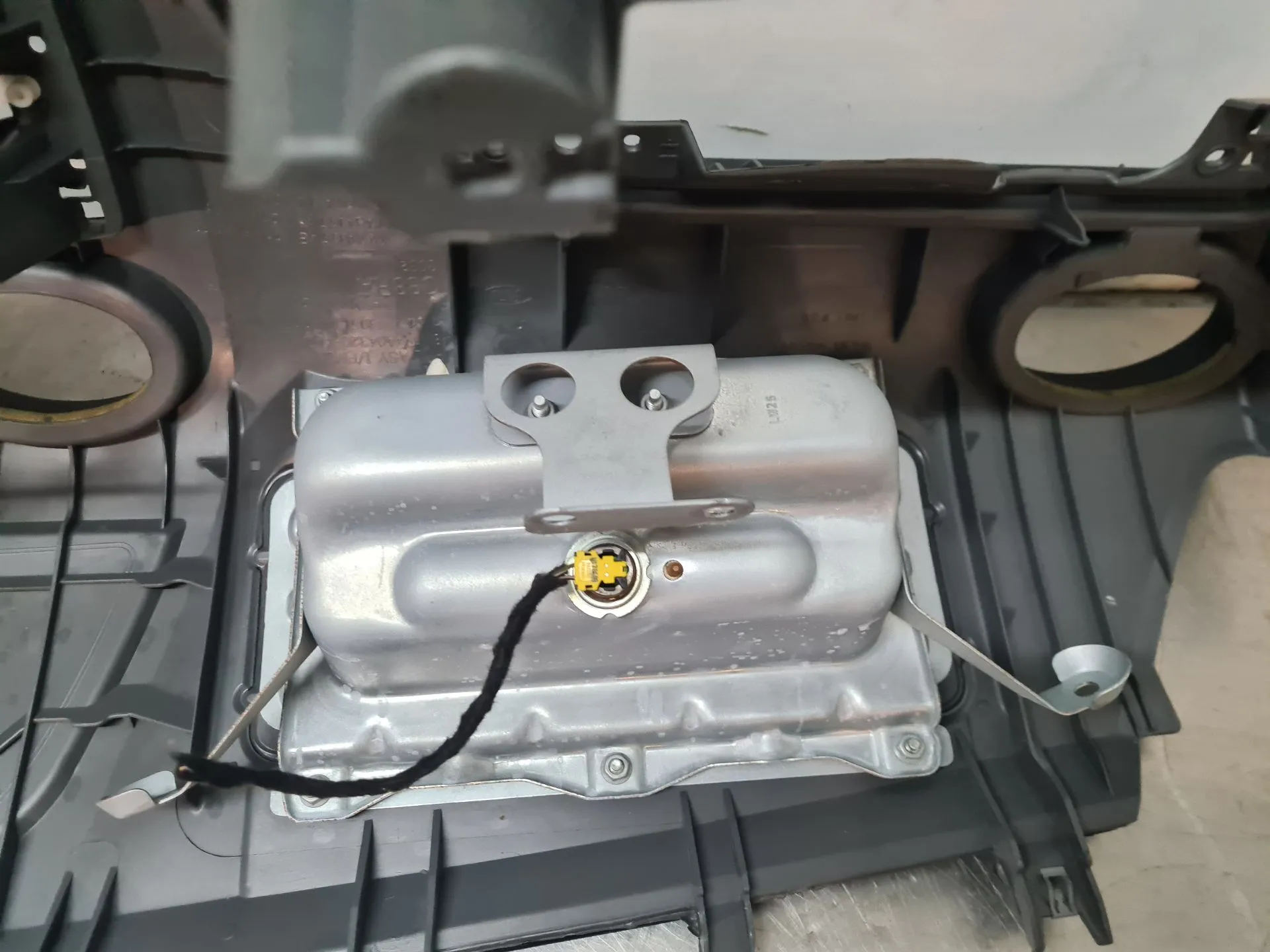 Airbag passageiro FORD Focus II (DA_)