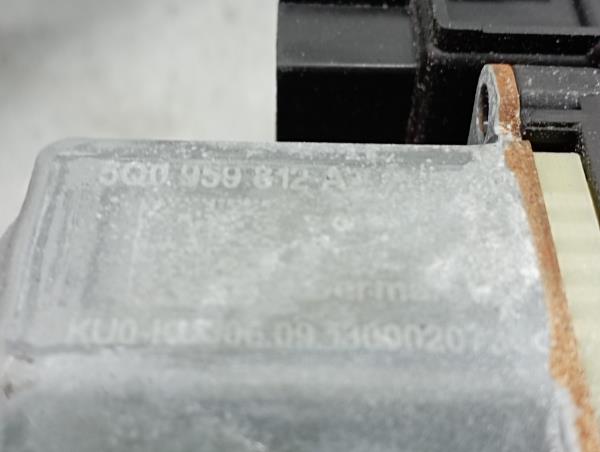 Elevador vidros trás direito SEAT Leon (5F1) Imagem-2