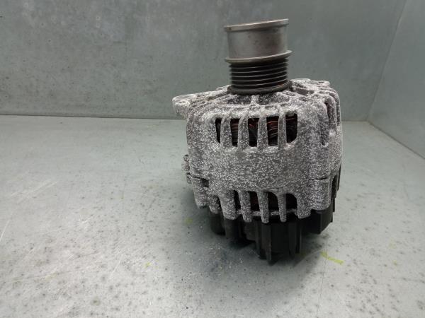 Alternador SEAT Ibiza V (KJ1) Imagem-1