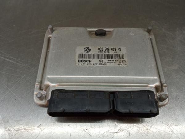 Centralina motor / ECU SKODA Fabia II Hatchback (542, 5J) Imagem-1