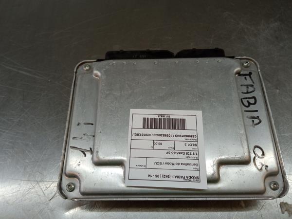 Centralina motor / ECU SKODA Fabia II Hatchback (542, 5J) Imagem-3