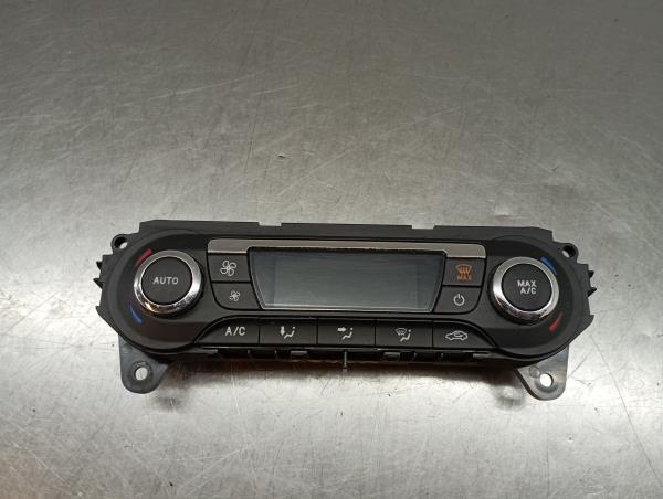 Climate control FORD Focus III
