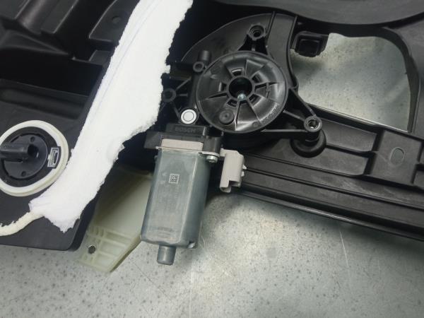 Lève-vitre avant gauche OPEL Combo Life (X19) Imagem-1