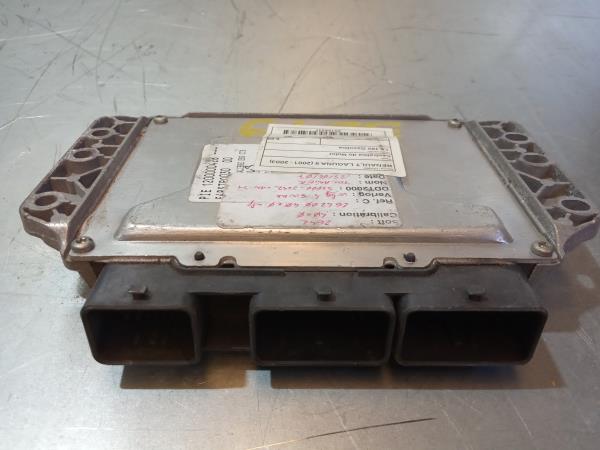 Centralina motor / ECU RENAULT Laguna II (BG0/1_) Imagem-1