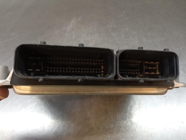 Centralina motor / ECU VOLKSWAGEN Polo (6N) Imagem-2