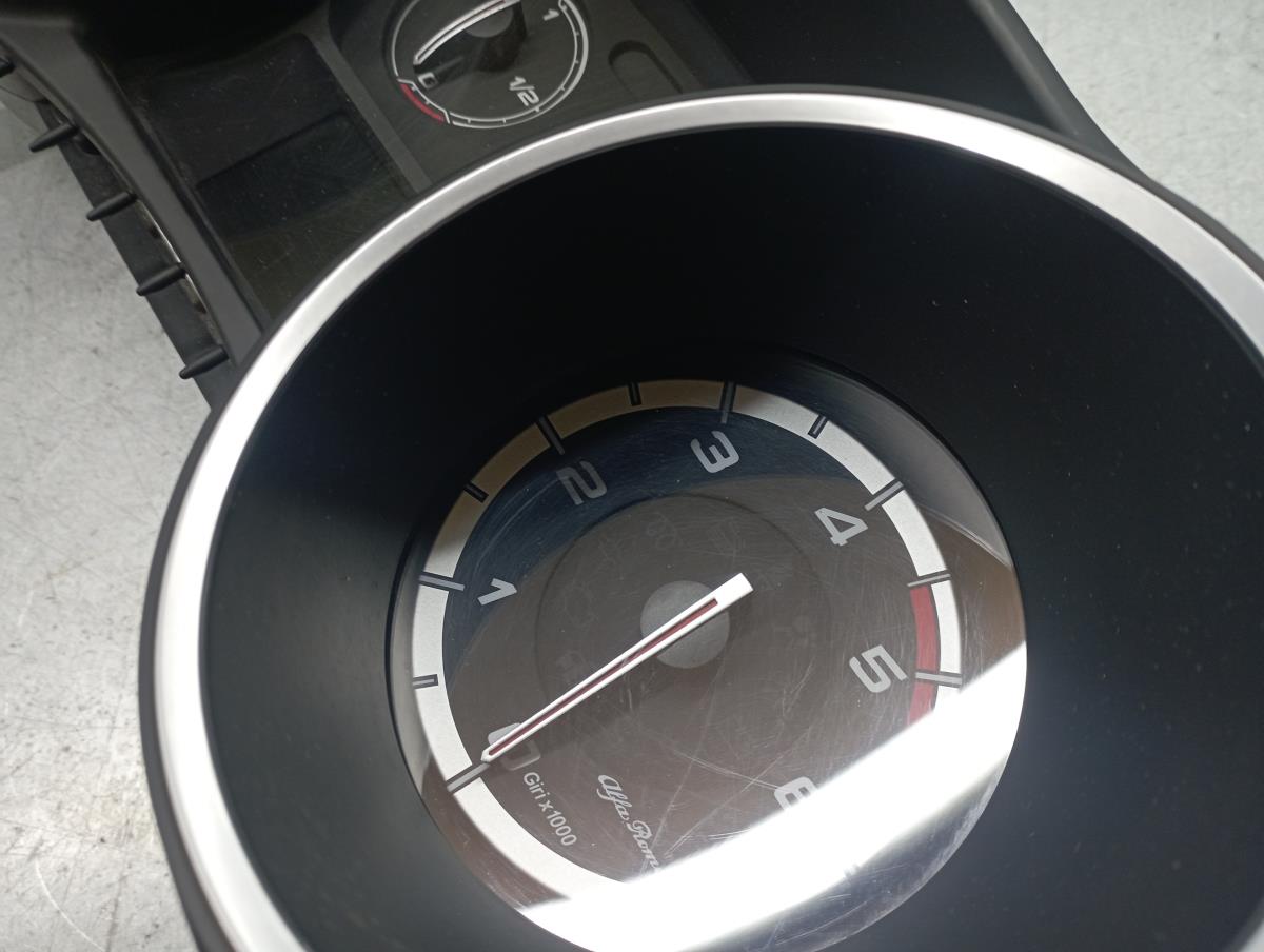 Instrument cluster ALFA ROMEO Giulietta (940_) Imagem-3