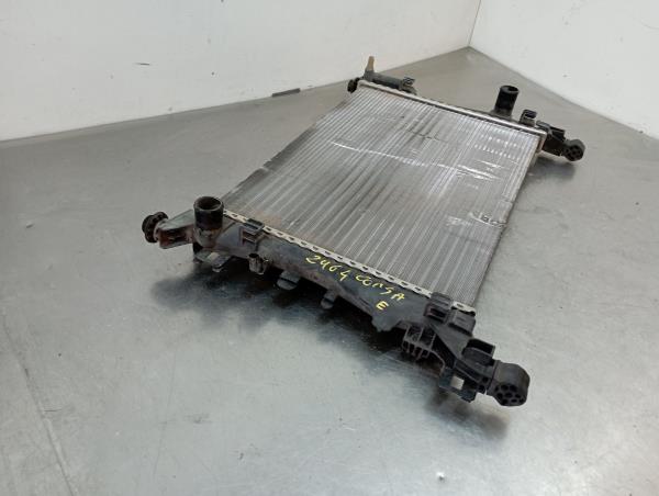 Water radiator OPEL Corsa E Imagem-2