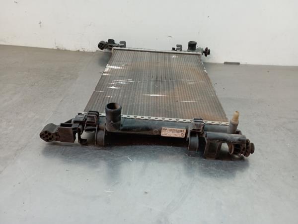 Water radiator OPEL Corsa E Imagem-3