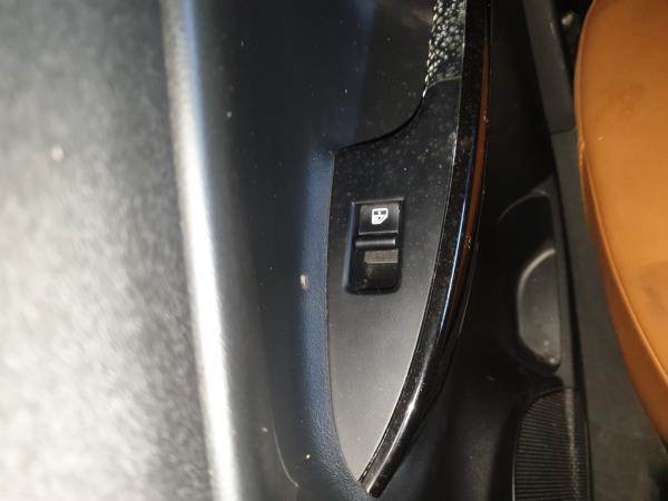 Comando / interruttore alzacristallo posteriore destro ALFA ROMEO Giulietta (940_)