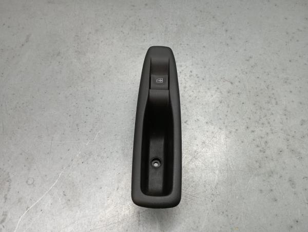 Commande / interrupteur lève-vitre Arrière gauche RENAULT Clio IV (BH_)