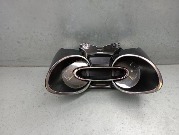 Quadrante / painel de instrumentos RENAULT Clio IV (BH_)