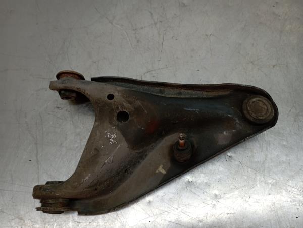 Braccio di sospensione anteriore sinistro DACIA Dokker (0S_)