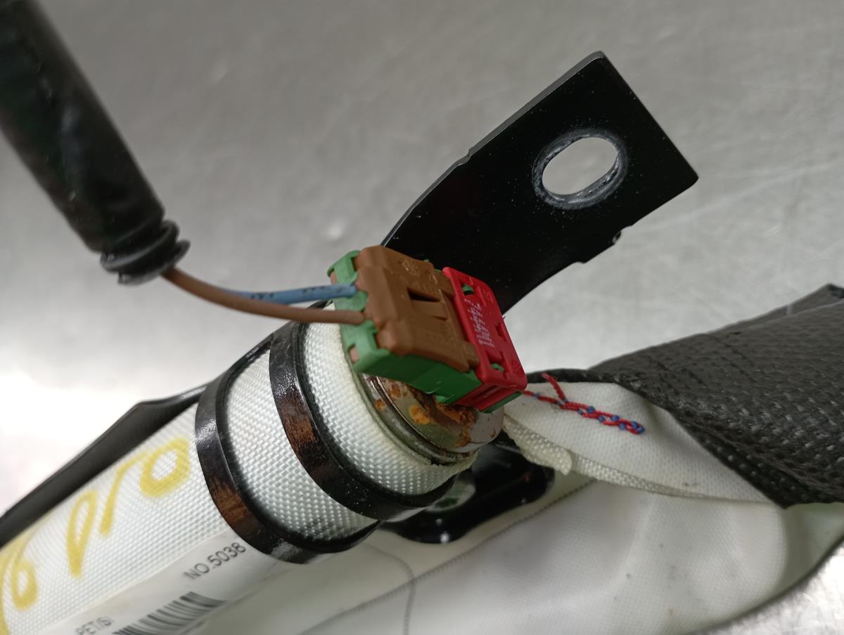 Airbag Cortina Derecho RENAULT Megane III (BZ0_) Imagem-2