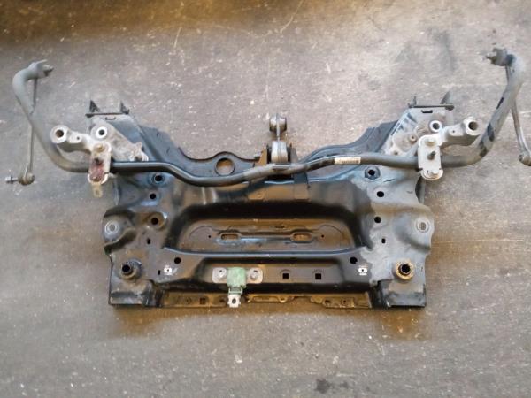 Charriot frente RENAULT Megane IV (B9A/M_) Imagem-2