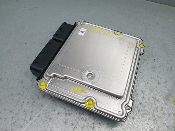 Centralina motor / ECU BMW 1 (F20) Imagem-1