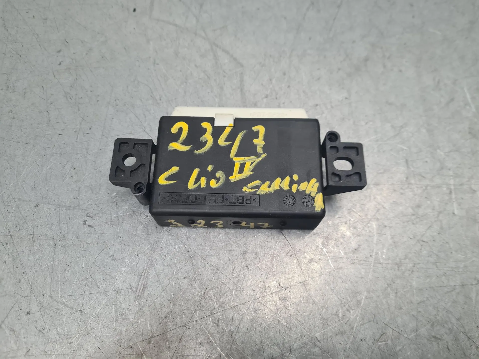 Módulo parking RENAULT Clio IV Grandtour (KH_)