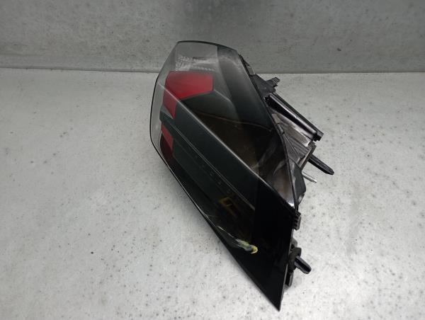 Feu arrière Droite PEUGEOT 2008 II (U_) Imagem-1