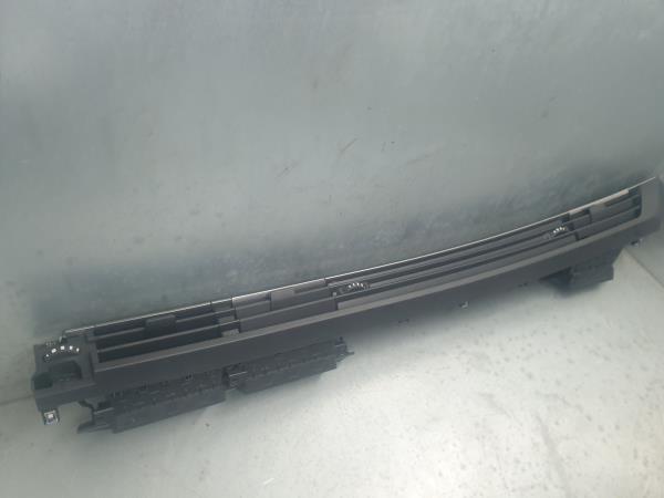 Moulure tableau de bord PEUGEOT 308 III