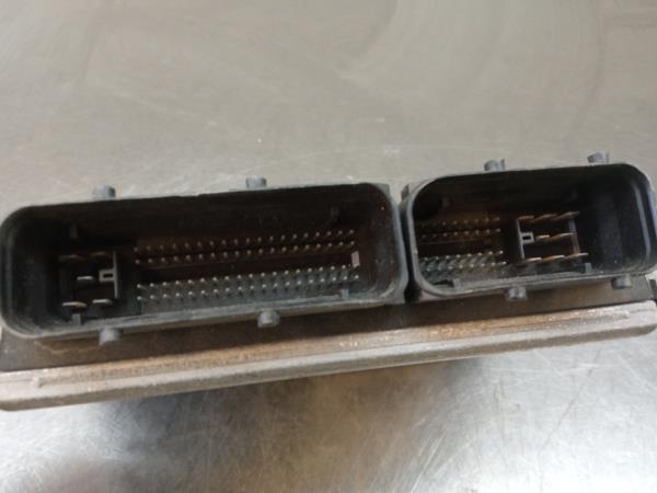 Centralina motor / ECU VOLKSWAGEN Polo (6N) Imagem-2