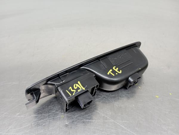 Comando / interruttore alzacristallo posteriore sinistro RENAULT Megane IV (B9A/M_) Imagem-1