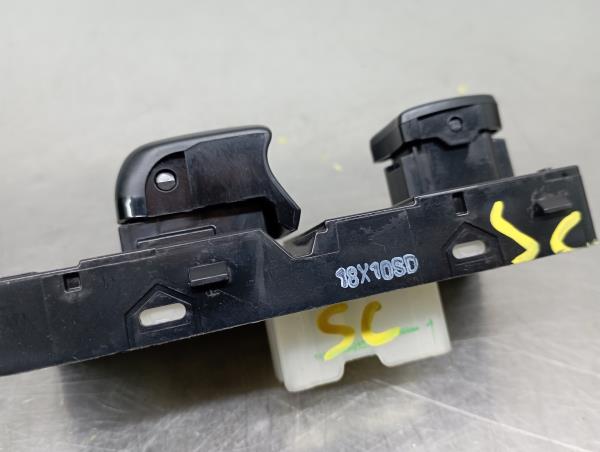 Mando / interruptor elevalunas delantero derecho NISSAN Micra V (K14) Imagem-2