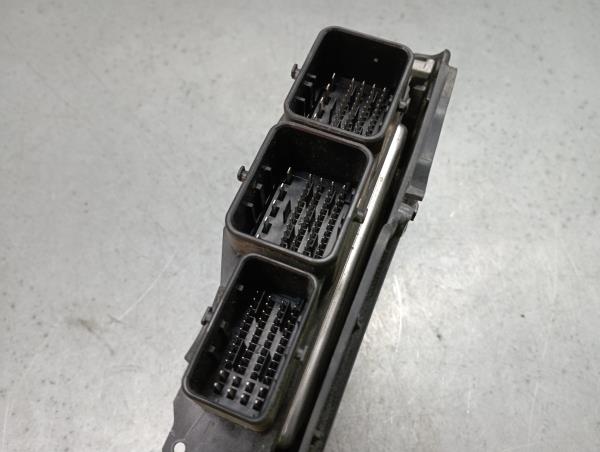Centralina motor / ECU PEUGEOT 208 Imagem-2