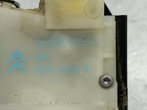 Cerradura / cierre puerta trasera izquierda PEUGEOT 208 Imagem-3