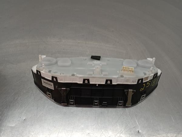 Instrument cluster PEUGEOT 208 Imagem-2