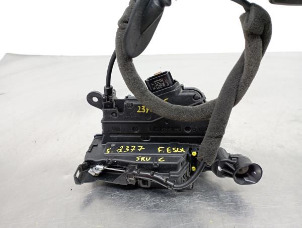 Fechadura / fecho porta frente esquerdo RENAULT Captur (J5_)