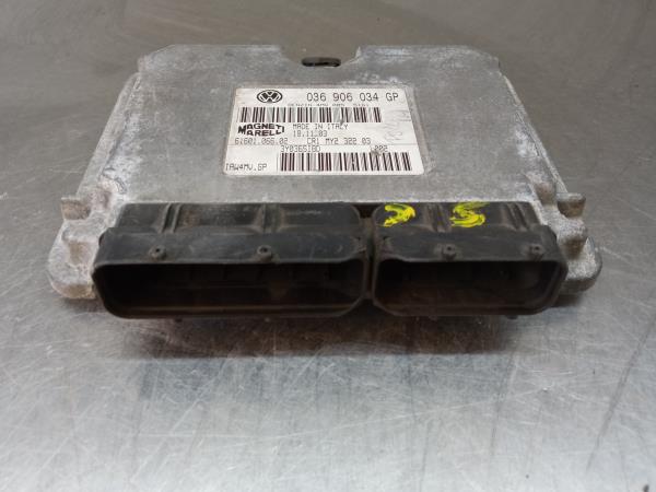 Centralina motor / ECU VOLKSWAGEN Polo (6N)